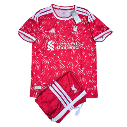 liverpool home 2026/27 (first quality fan version) with shorts