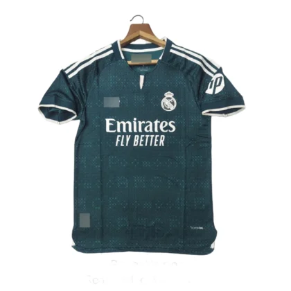 Real Madrid 2026-2027 Away (Player Version)