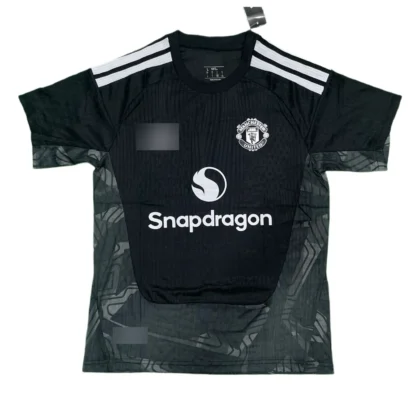 Manchester United 2026/27 Goalkeeper Jersey