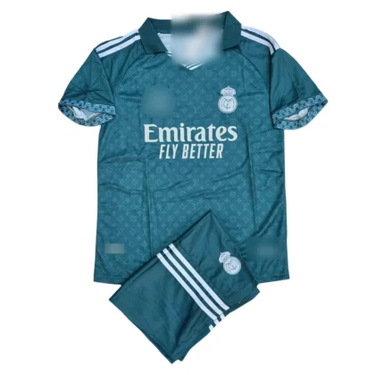 Real Madrid SP LV 2026/27 (First Quality Fan Version) With Shorts