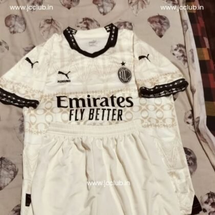 Customer photo – AC Milan 2025/26 Away