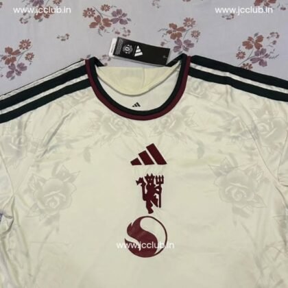 Customer photo – Manchester United 2026/27 Third